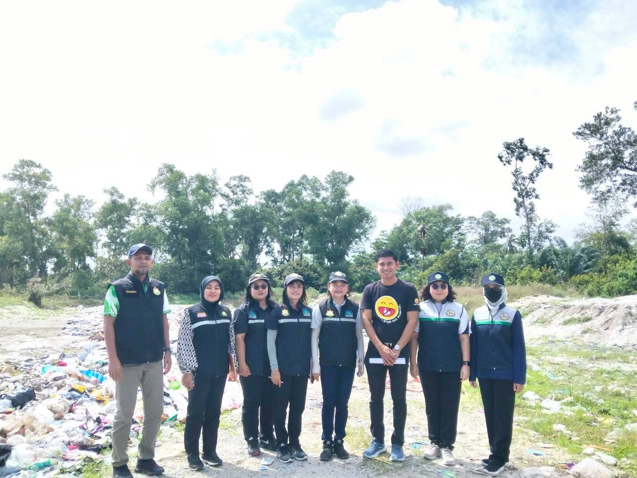ลงตรวจเยี่ยม ติดตามสถานที่กำจัดขยะของ องค์การบริหารส่วนตำบลบ้านน้ำบ่อ
